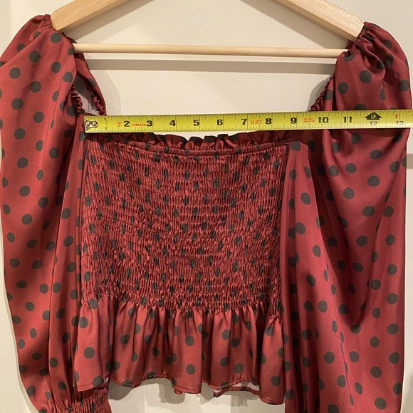 Zara puffy sleeve top - Picture 5 of 6